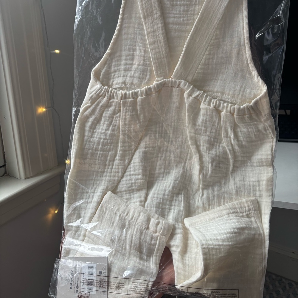 100% Organic Cotton Salopet Romper - Picture 3 of 12